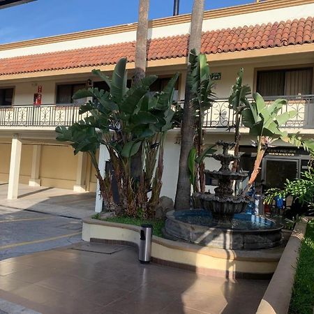 Hotel San Luis Rancho Mesa de Tijuana Екстер'єр фото